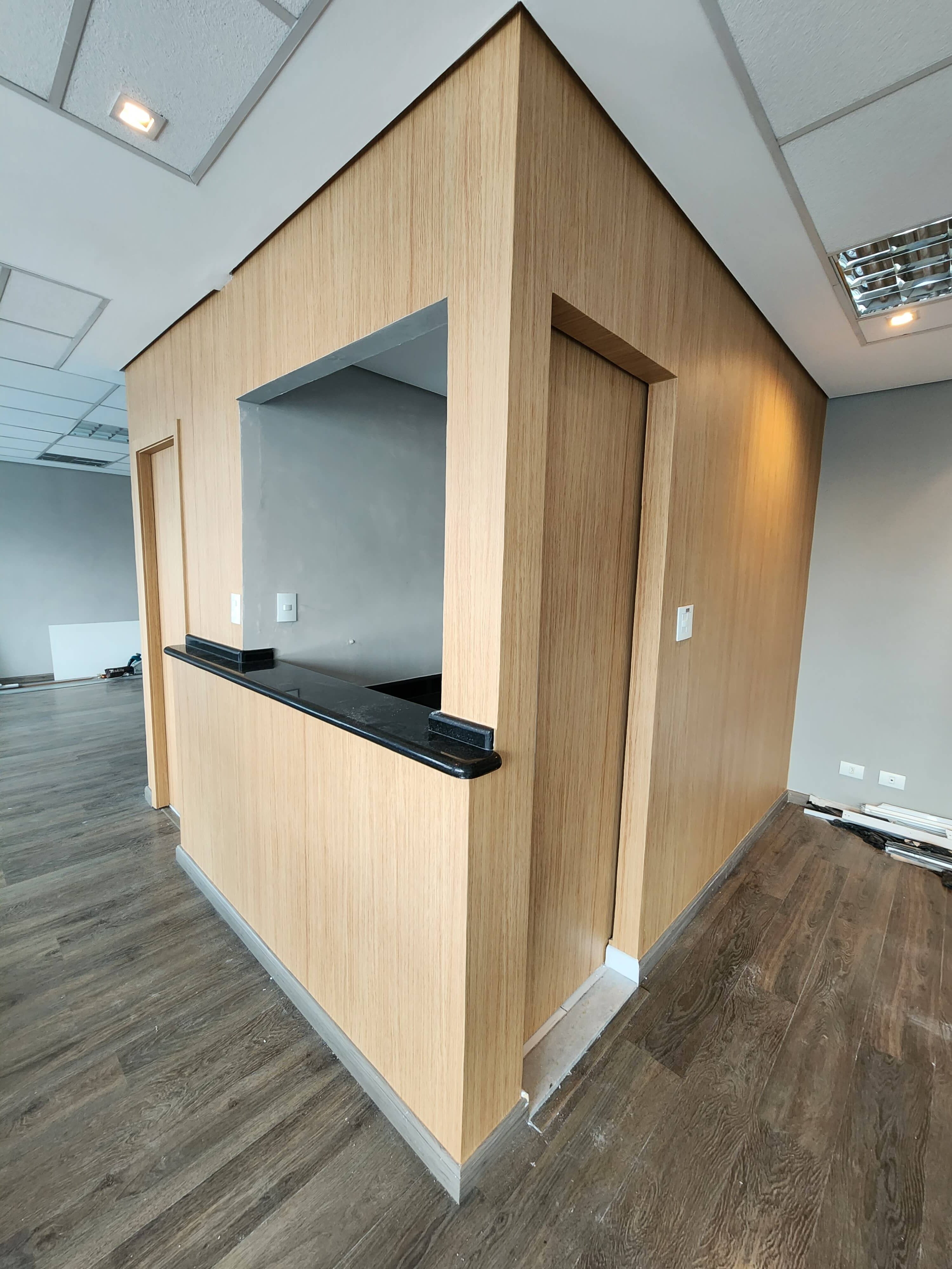 Sala comercial depois