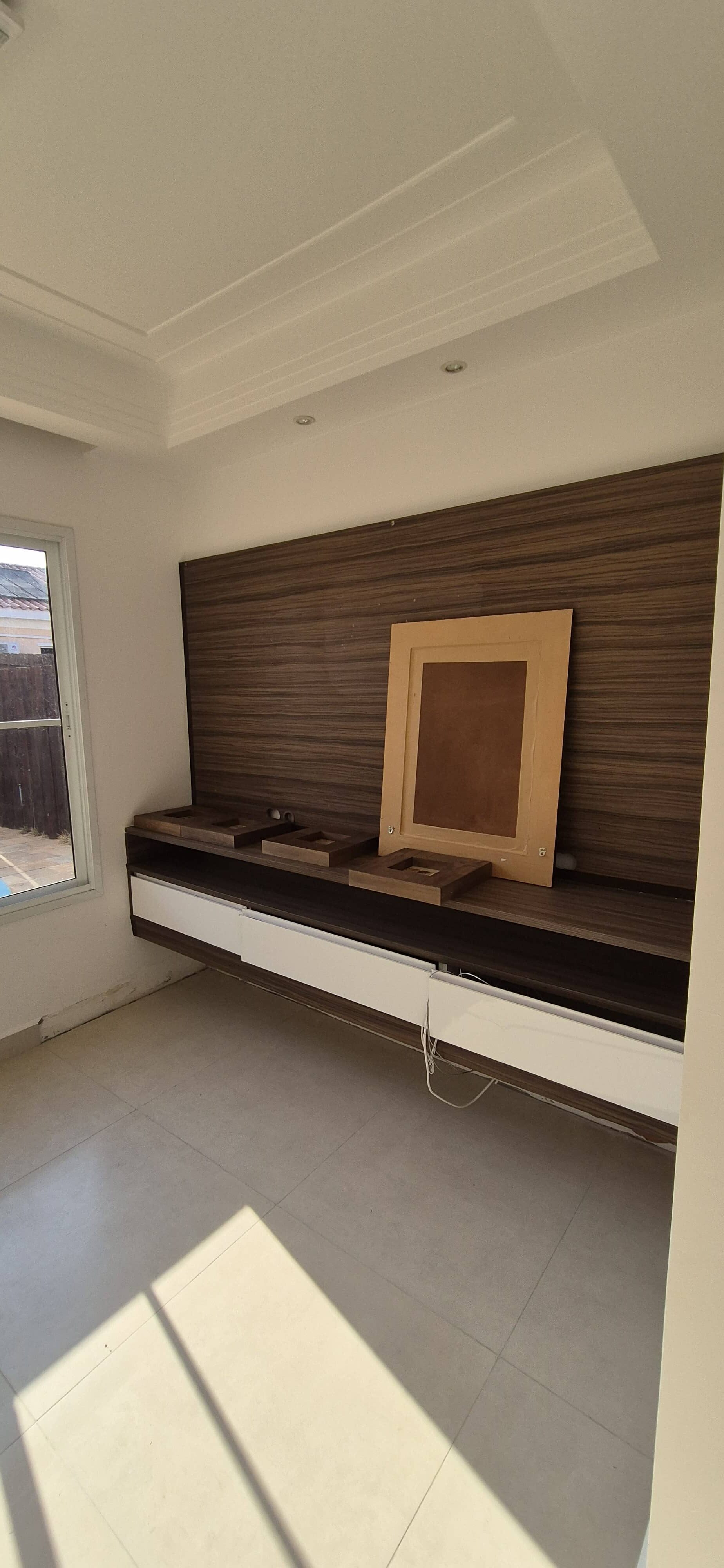 Painel de TV antes